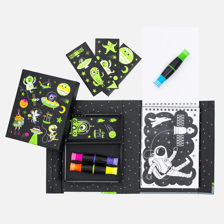 Neón Colouring Set- Outer Space