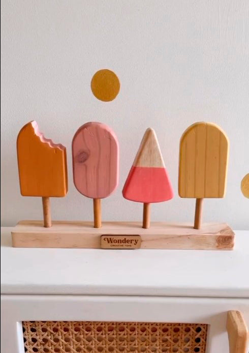 Helados de madera x 4 und + base